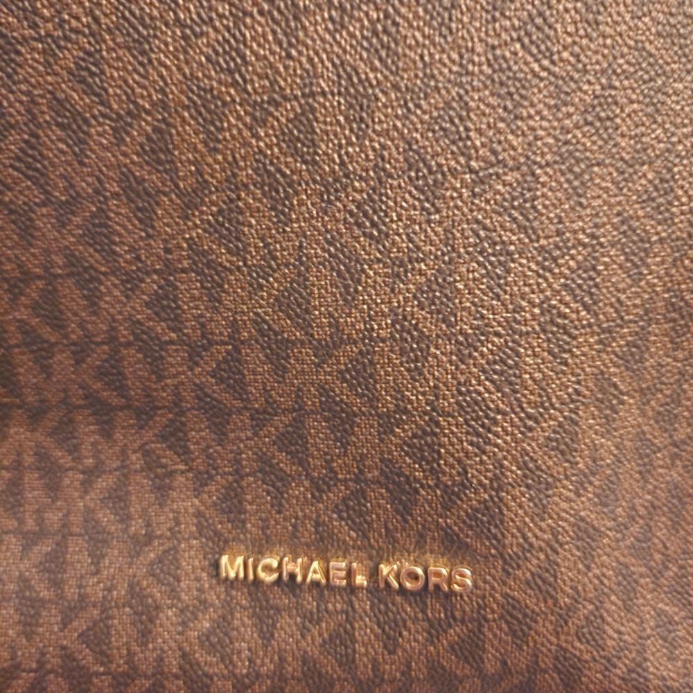 Michael Kors MK Brown Monogram Brown Shoulder Bag - Picture 7 of 7